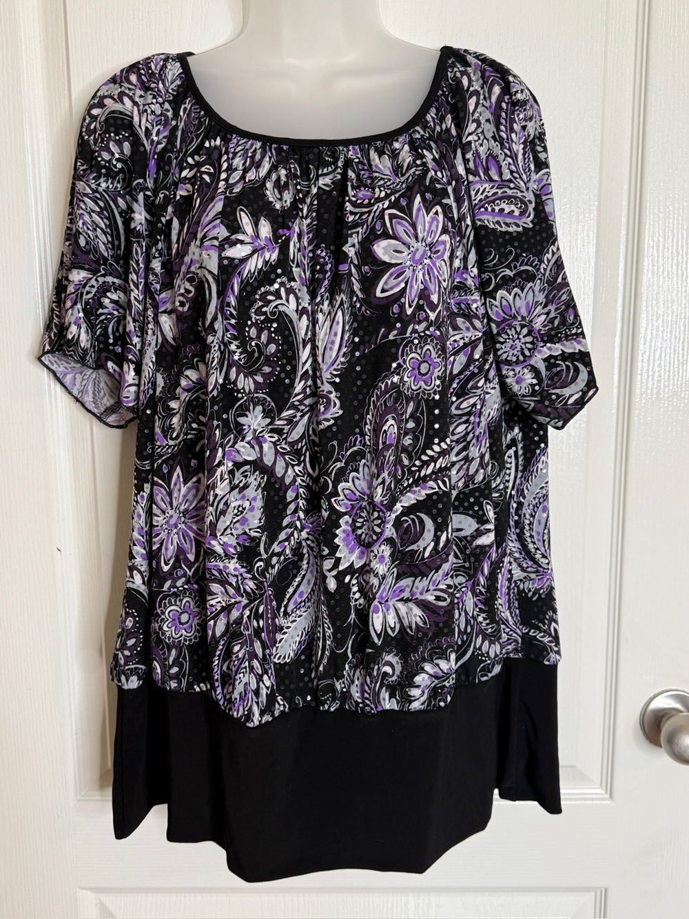 Cato Women's Black & Purple Sequin Floral Scoop Neck Tunic Top Size 18-20